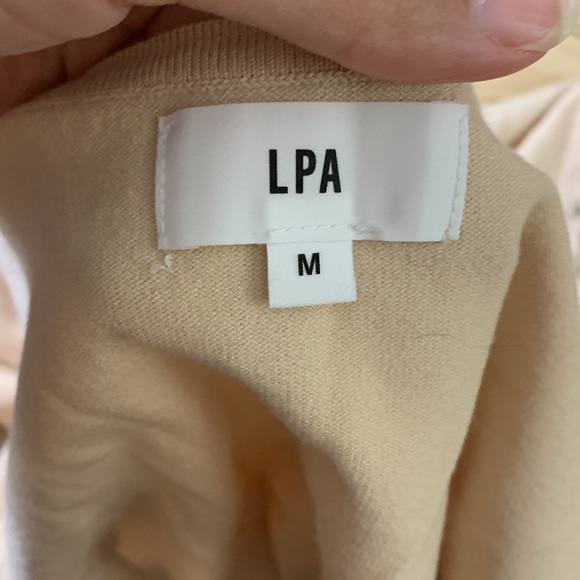 Medium beige tan LPA eye and hook top - Picture 4 of 4